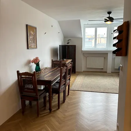 Cozy In The Centre Of Apartman